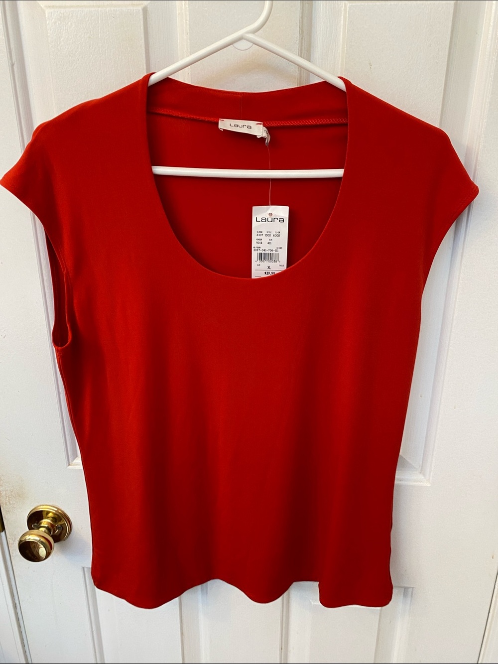 New! Laura Women's Red Scoop Neck Cap Sleeve Top